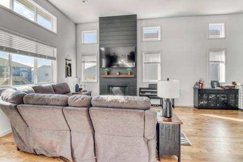 821 60th Avenue W West Fargo ND 58078