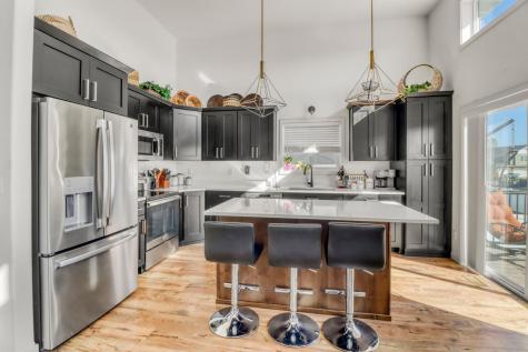 821 60th Avenue W West Fargo ND 58078