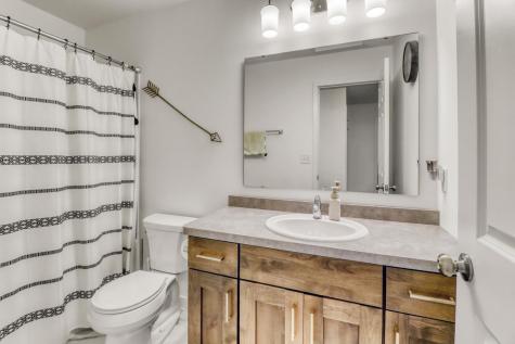 821 60th Avenue W West Fargo ND 58078