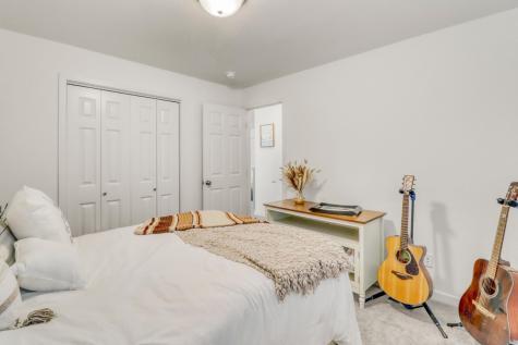 821 60th Avenue W West Fargo ND 58078