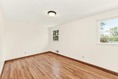 2750 Riverside Lane NE Rochester MN 55906