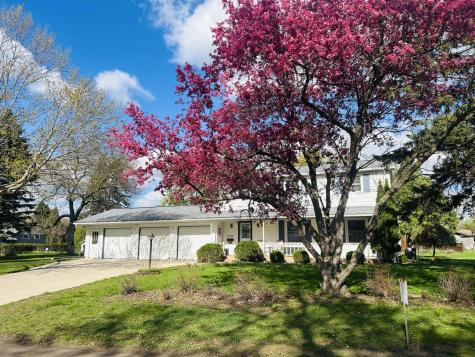 2750 Riverside Lane NE Rochester MN 55906