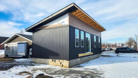 801 17th Avenue N Fargo ND 58102