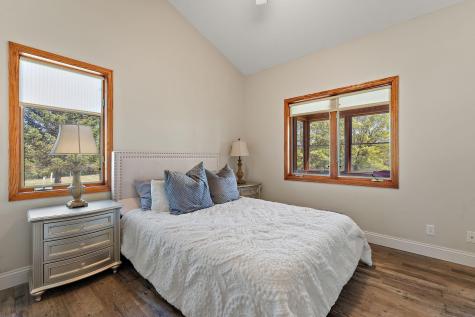 W10415 521st Avenue Prescott WI 54021
