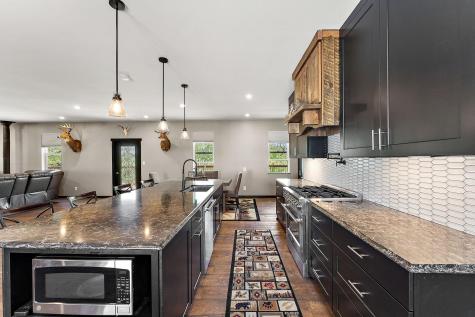 W10415 521st Avenue Prescott WI 54021