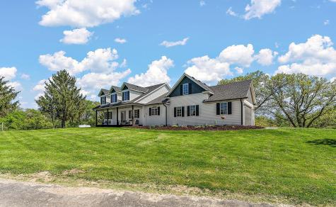 W10415 521st Avenue Prescott WI 54021