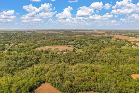 W10415 521st Avenue Prescott WI 54021