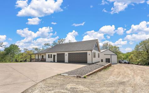 W10415 521st Avenue Prescott WI 54021