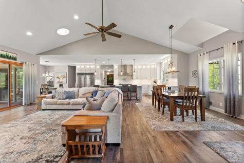W10415 521st Avenue Prescott WI 54021