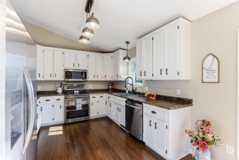 20828 Iran Avenue Lakeville MN 55044