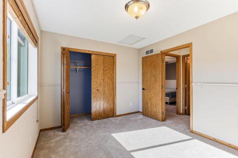 20828 Iran Avenue Lakeville MN 55044