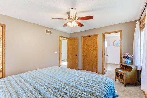 20828 Iran Avenue Lakeville MN 55044