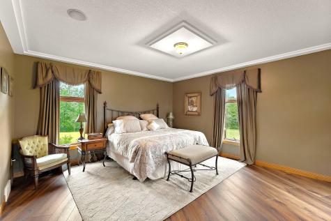 2312 Becker Trail Faribault MN 55021