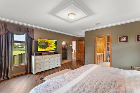 2312 Becker Trail Faribault MN 55021