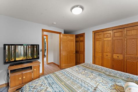 2312 Becker Trail Faribault MN 55021
