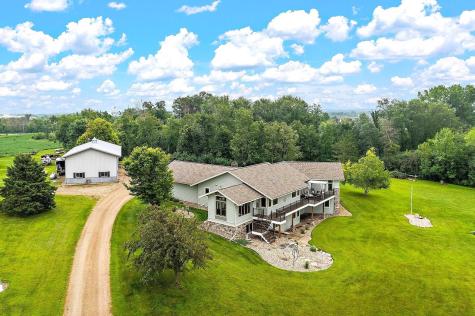 2312 Becker Trail Faribault MN 55021