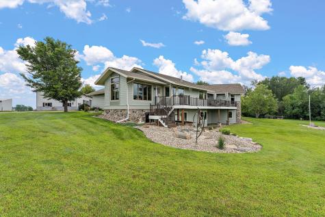 2312 Becker Trail Faribault MN 55021