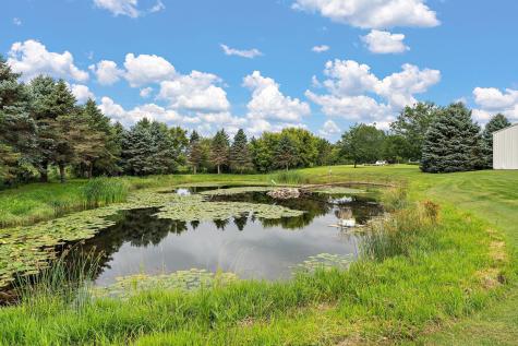 2312 Becker Trail Faribault MN 55021