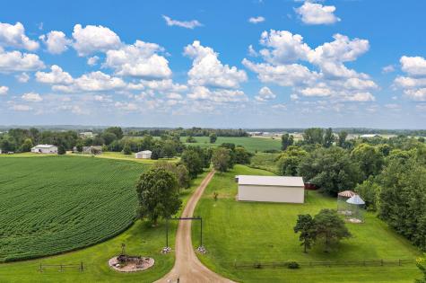 2312 Becker Trail Faribault MN 55021