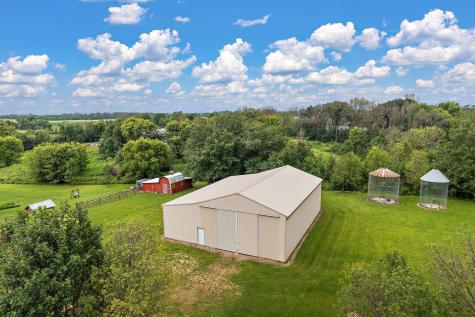 2312 Becker Trail Faribault MN 55021