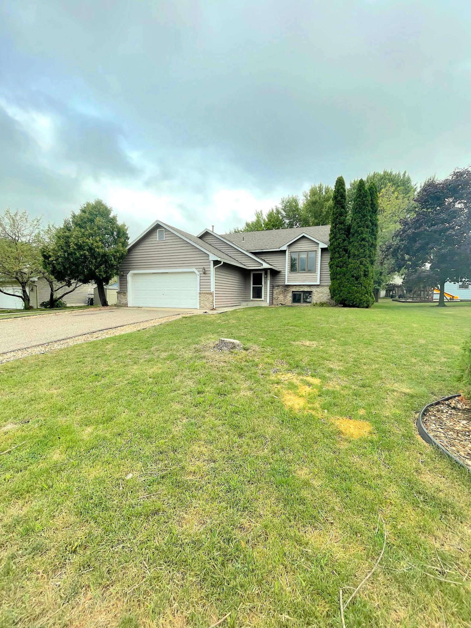 556 Kassel Drive Chaska MN 55318