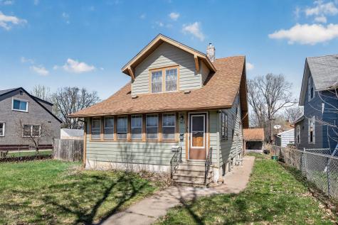 965 Geranium Avenue E Saint Paul MN 55106