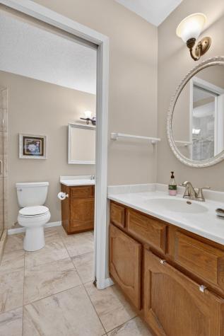 2680 Oxford Street N Roseville MN 55113