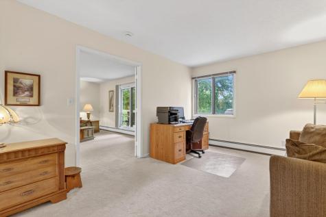 2680 Oxford Street N Roseville MN 55113