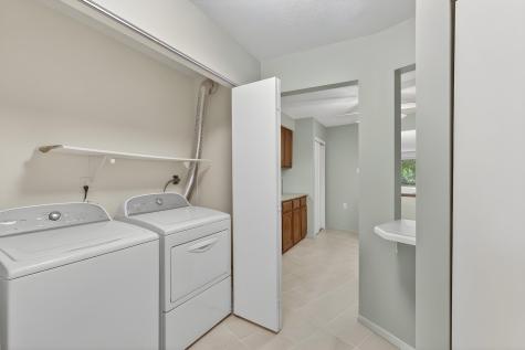 2680 Oxford Street N Roseville MN 55113