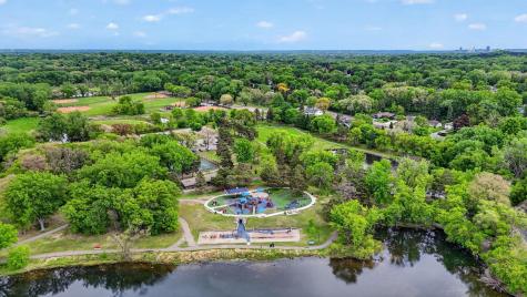 2680 Oxford Street N Roseville MN 55113