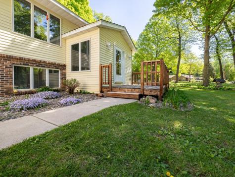 13922 68th Street NW Annandale MN 55302