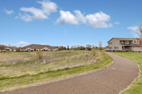 516 Graceview Loop Saint Joseph MN 56374