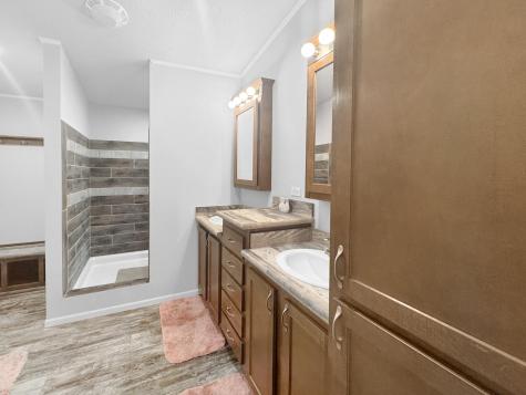 7 Robbins Drive Tracy MN 56175