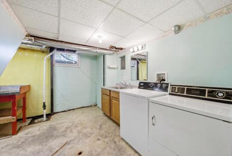 105 16th Avenue N Fargo ND 58102