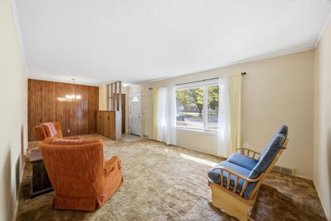 105 16th Avenue N Fargo ND 58102