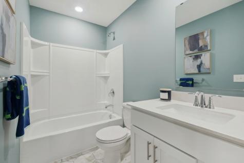 5347 Long Pointe Pass Woodbury MN 55129