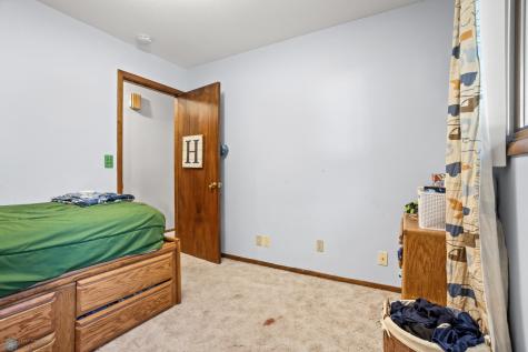 2014 18th Street S Moorhead MN 56560