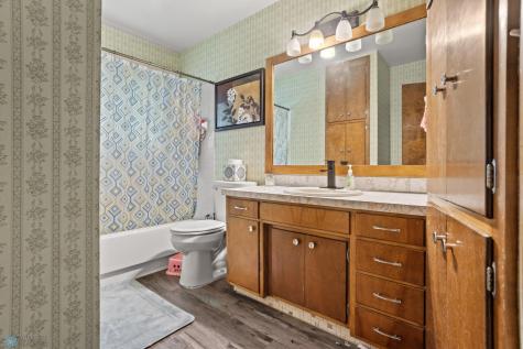 2014 18th Street S Moorhead MN 56560