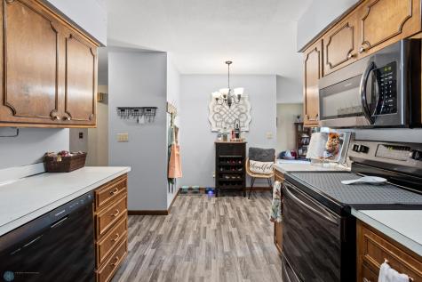 2014 18th Street S Moorhead MN 56560