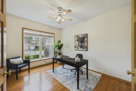 2409 Golf Drive Woodbury MN 55129