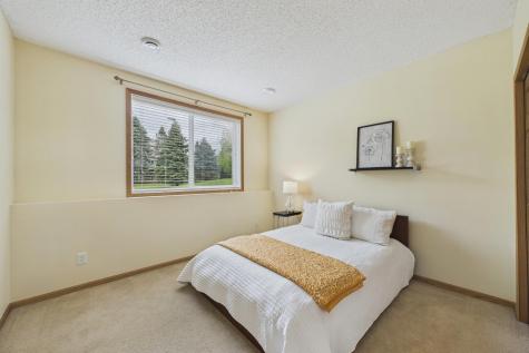 2409 Golf Drive Woodbury MN 55129