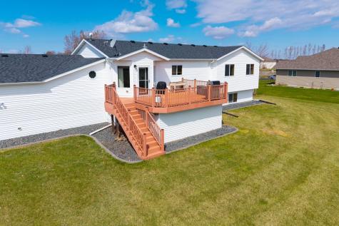 829 Leonards Way Argusville ND 58005