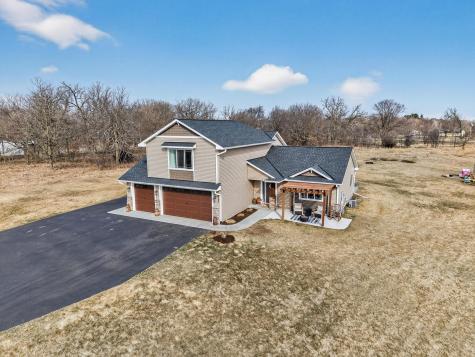 15264 292nd Avenue NW Zimmerman MN 55398