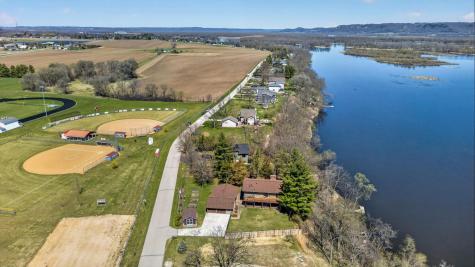 67354 166th Avenue Wabasha MN 55981