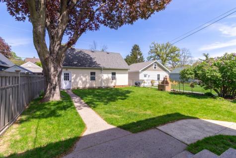 1315 Goodrich Avenue Saint Paul MN 55105