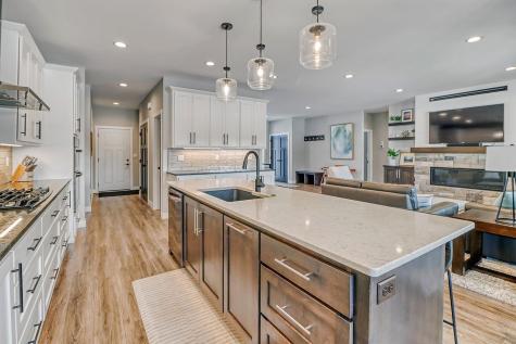 2700 Golden Lane S Fargo ND 58104