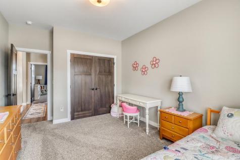 2700 Golden Lane S Fargo ND 58104