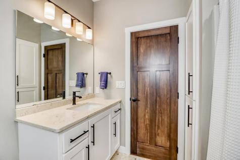 2700 Golden Lane S Fargo ND 58104