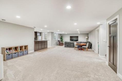 2700 Golden Lane S Fargo ND 58104