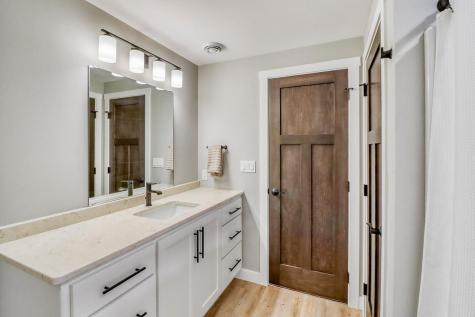 2700 Golden Lane S Fargo ND 58104